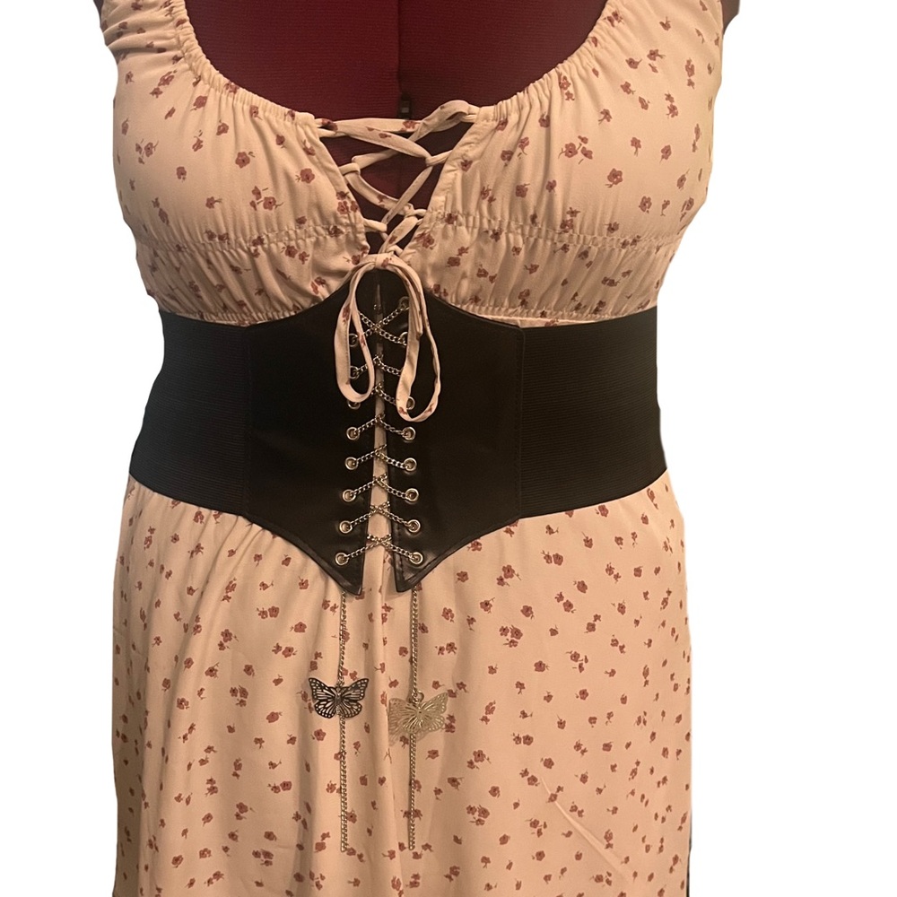 XL Women’s floral mini dress